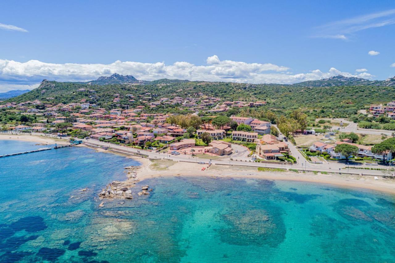 Blu Laconia Village