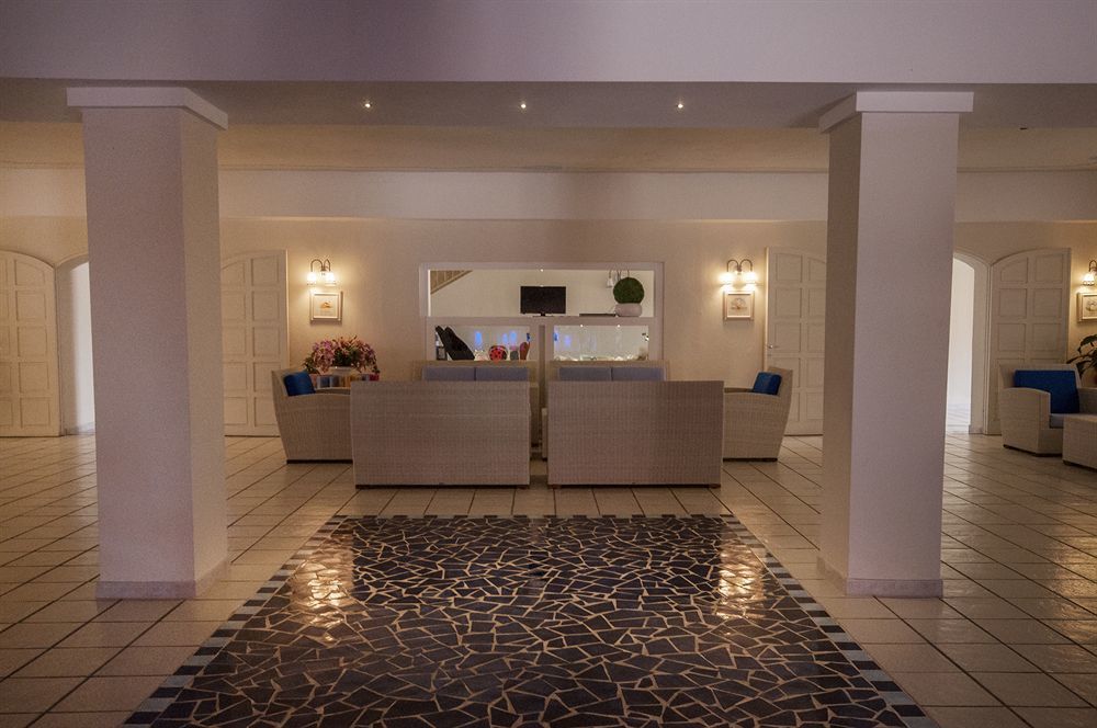 Hotel Blu Laconia Village