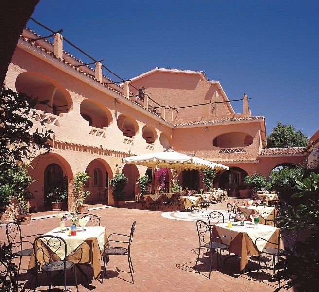 Hotel Blu Laconia Village 4*